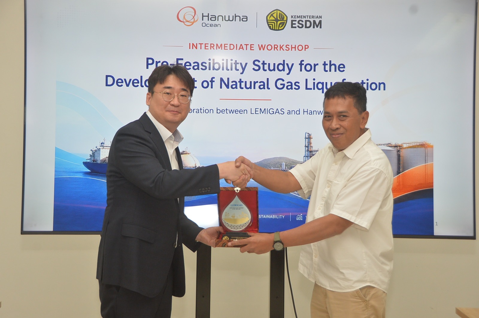Membangun Kemandirian Energi: Kementerian ESDM dan Hanwha Ocean Selaraskan Langkah Strategis Teknologi SSLNG & Kepatuhan TKDN Nasional!